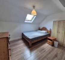 Photo Of Attic room in Horley