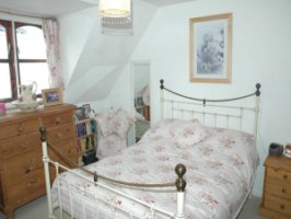 Photo Of 2 Bed Cottage for rent in Highworth
