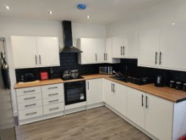Photo Of Luxury room AVAILABLE in Adswood