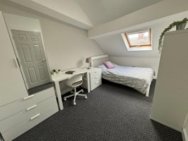 Photo Of Looking for housmate for a spare room in Liverpool