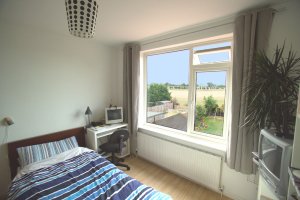 Photo Of Exellent hainault room in Hainault