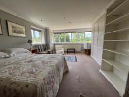 Photo Of Large ensuite double bedroom in Westcott in Westcott