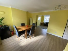 Photo Of Small room 6.6 ft x 6.6 ft in shared house in Sandhurst