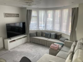 Photo Of Double Room in Moortown, Leeds with a View and exclusive private bathroom in Leeds