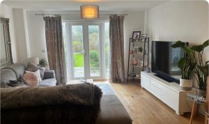 Photo Of Room to rent in Ashford