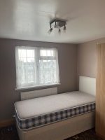 Photo Of Single loft room to in Watford
