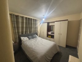 Photo Of Furnished double bed room for rent in Coventry