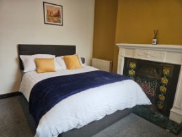 Photo Of ✨ Available now! Large Double En-suite Room – £560pcm – All Bills Included – £250 deposit - Barnsley S70 ✨ in Barnsley