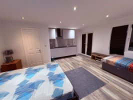 Photo Of En-Suite Large Studio Room near Sutton common Train Station in Sutton