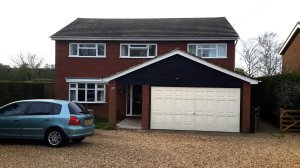 Photo Of Extra Large En=Suite Room, Parking, ! acre Garden with Putting Green and Putting Ciourt in Upper Caldecote