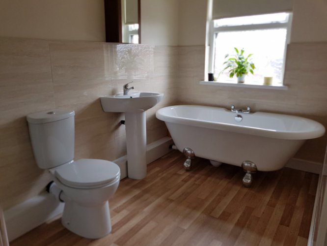 Double room in a proffesional house bills included in Preston