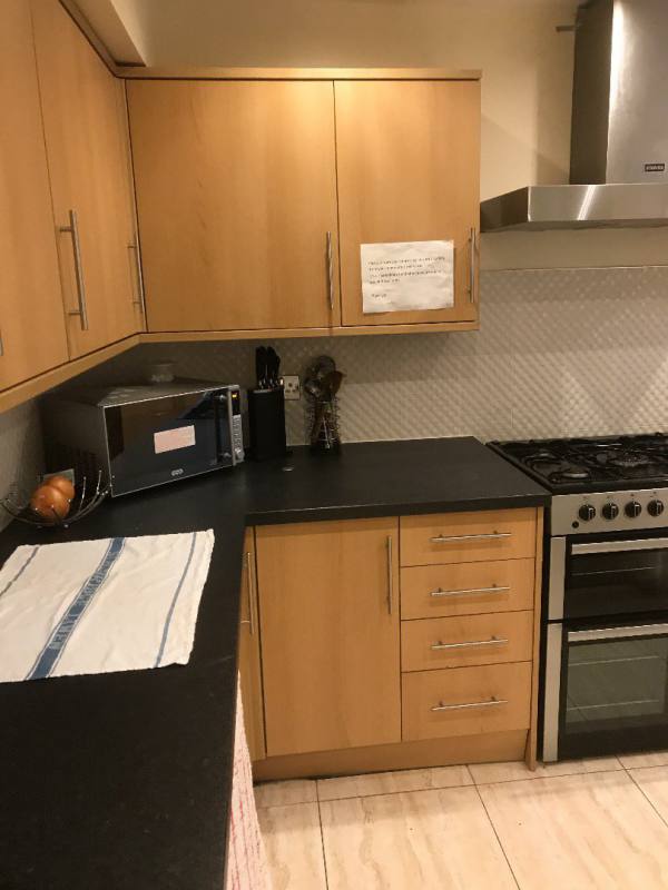 Photo 11 Of Luxury En-Suite Rooms in SN1 Area