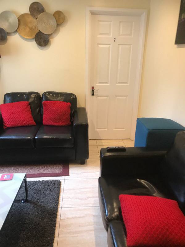 Photo 12 Of Luxury En-Suite Rooms in SN1 Area