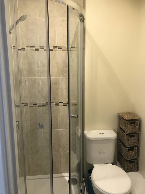 Photo 4 Of DOUBLE EN-SUITE ROOM - GREAT LOCATION