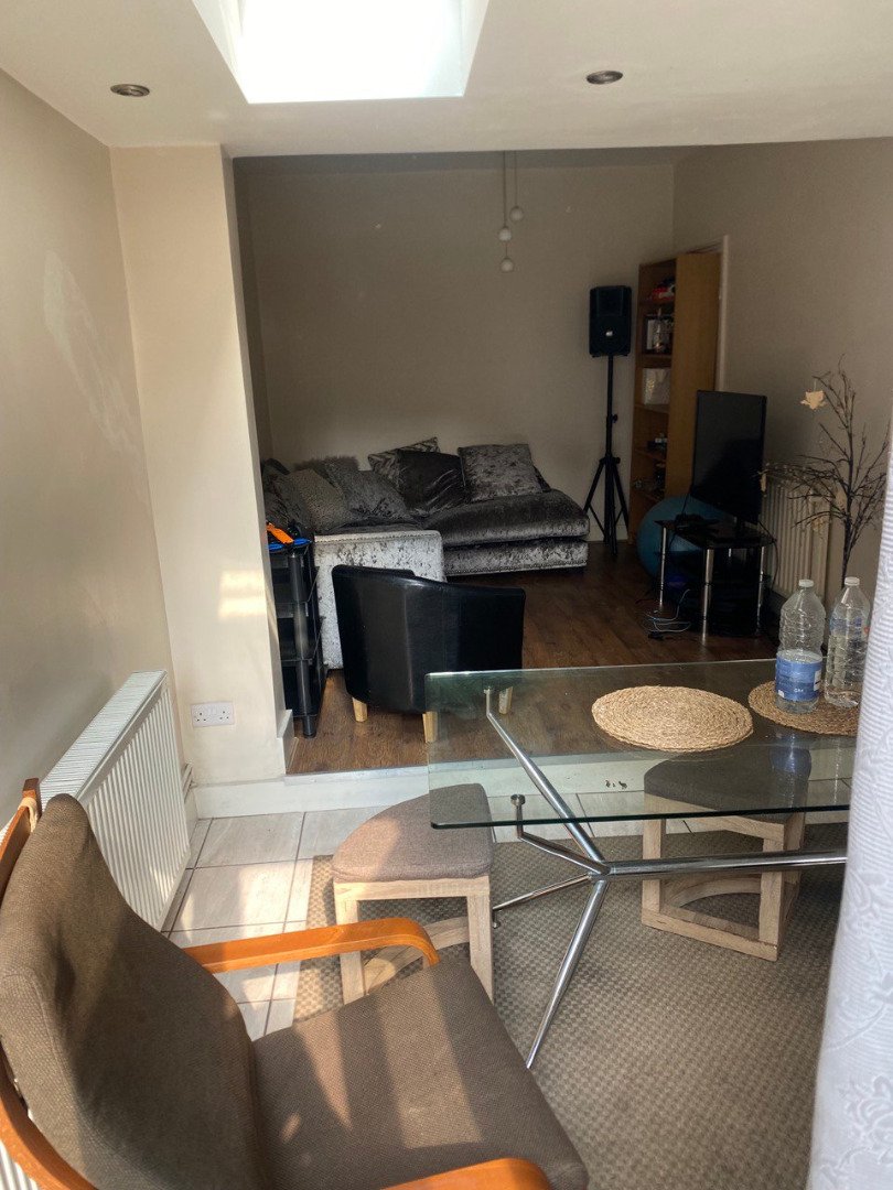 Photo 2 Of Spacious Room in a 4 bed house