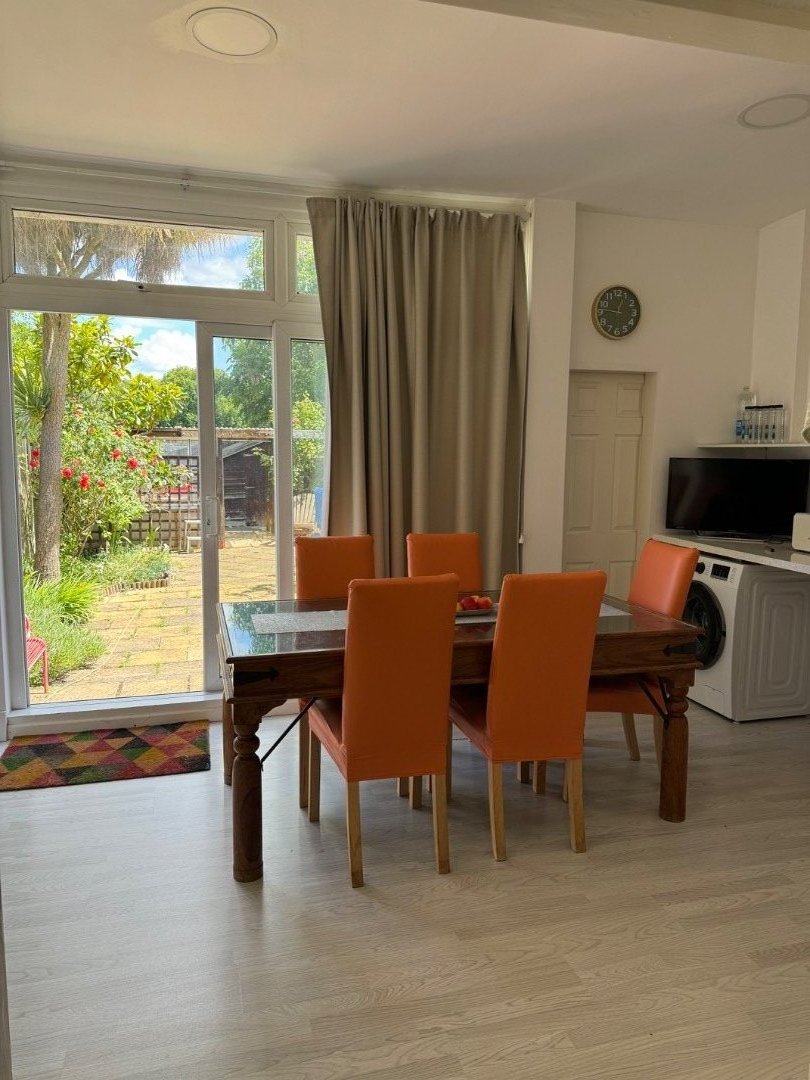 Photo 6 Of Comfortable double room for rent