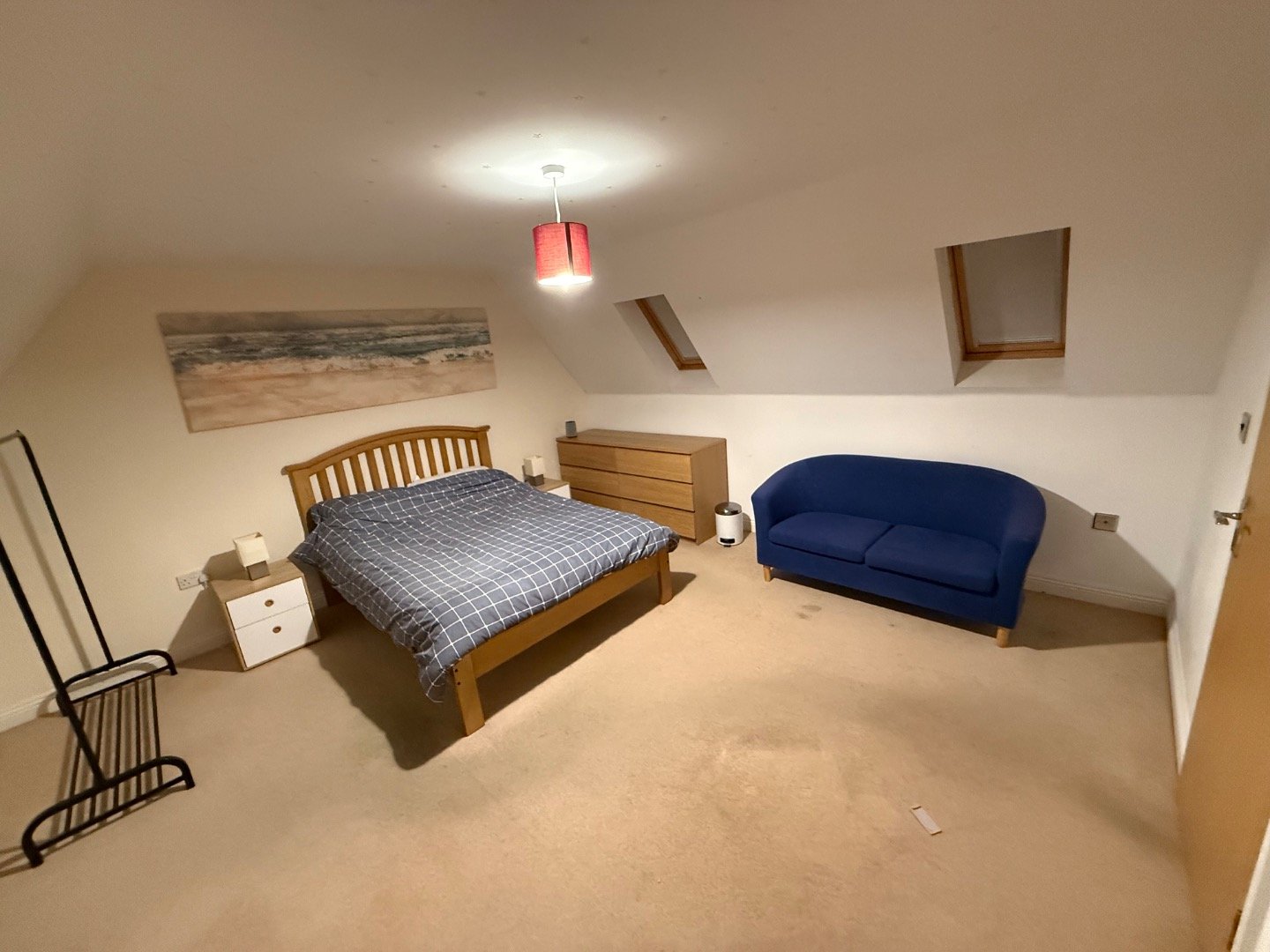 Photo 2 Of Generous Double room