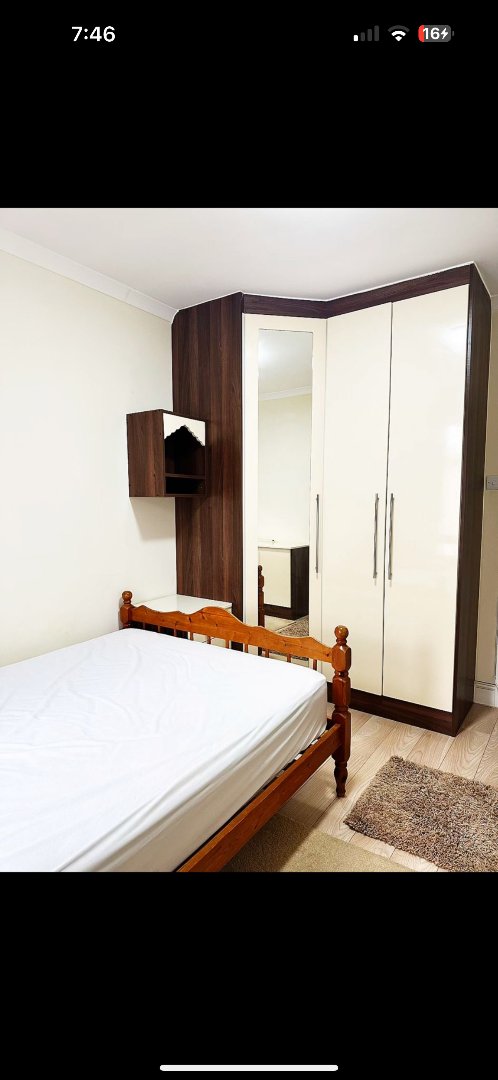 Photo 2 Of Double Room To Rent